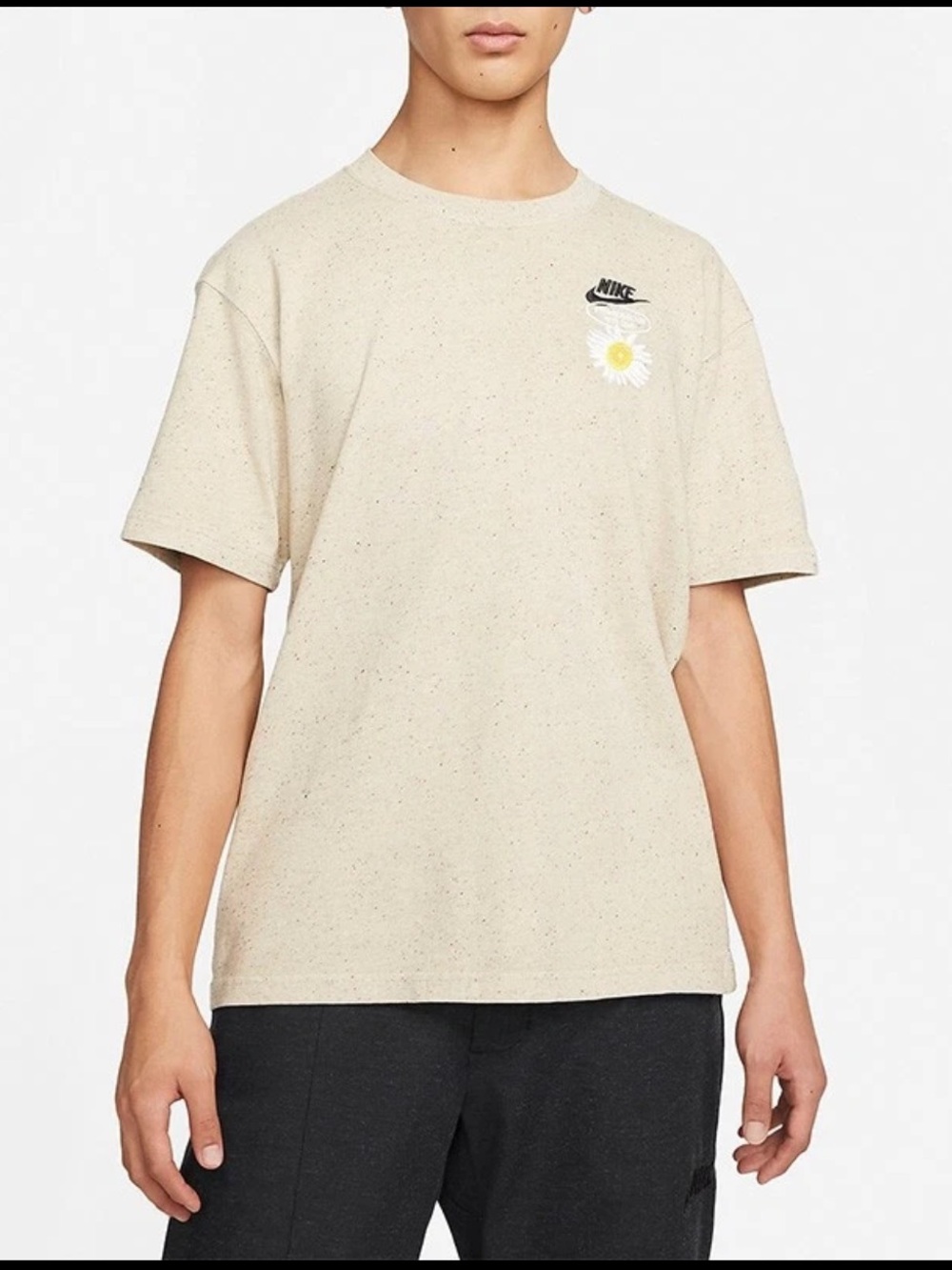 Nike Men's Nike Loose Knit Retro Daisy Printing Short Sleeve T-
Shirt